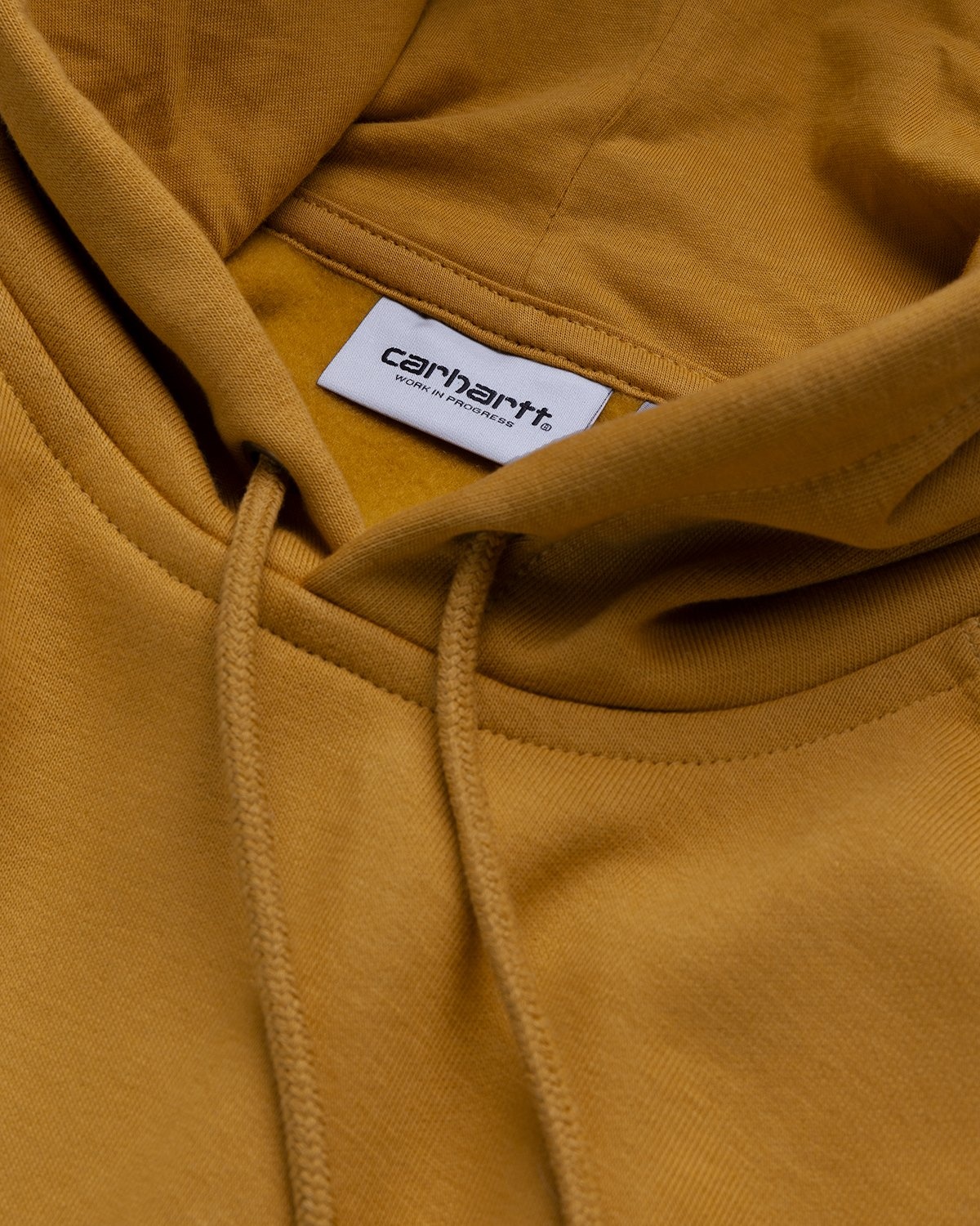 Carhartt WIP – Hooded Chase Sweat Gold - Sweats - Brown - Image 4