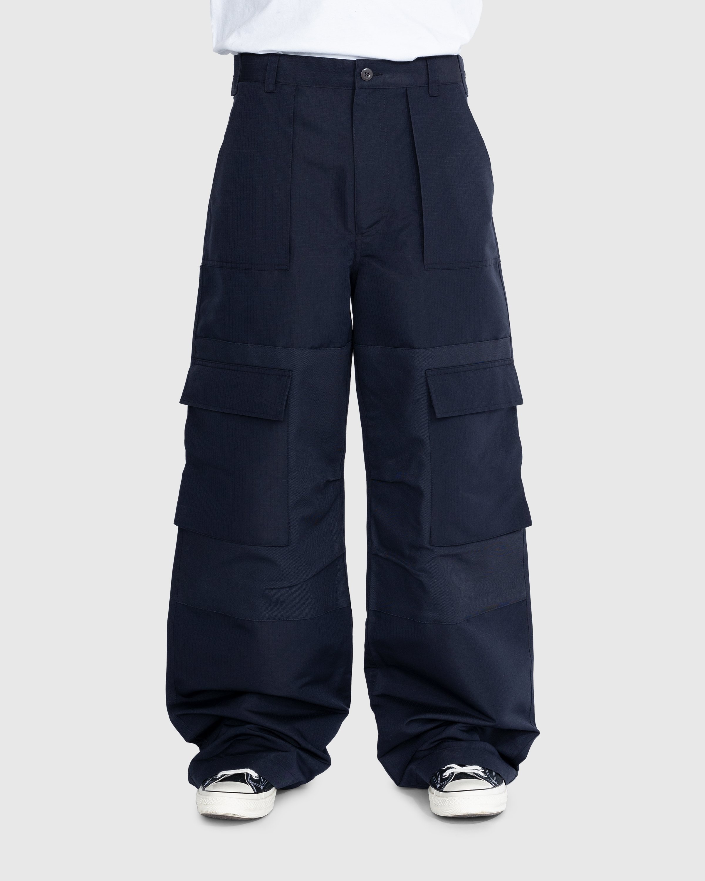 Dark blue cargo trousers outlet