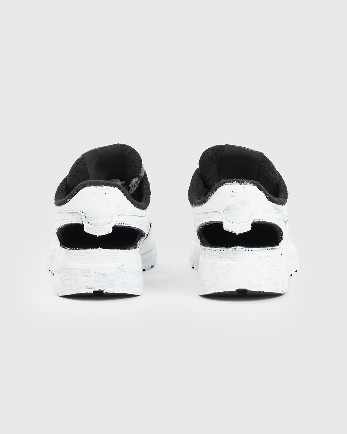 Maison Margiela x Reebok – Classic Leather Tabi Low Bianchetto - Sneakers - White - Image 3