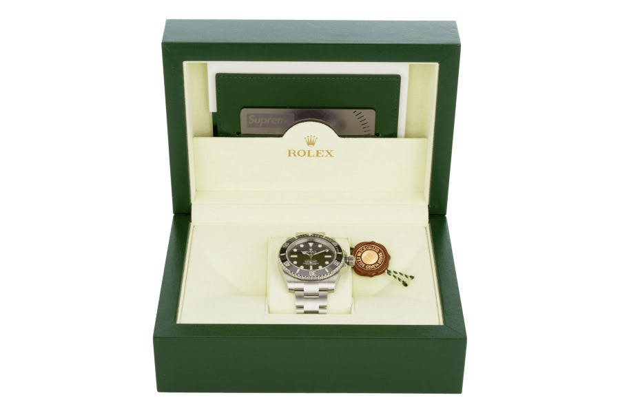 supreme submariner rolex