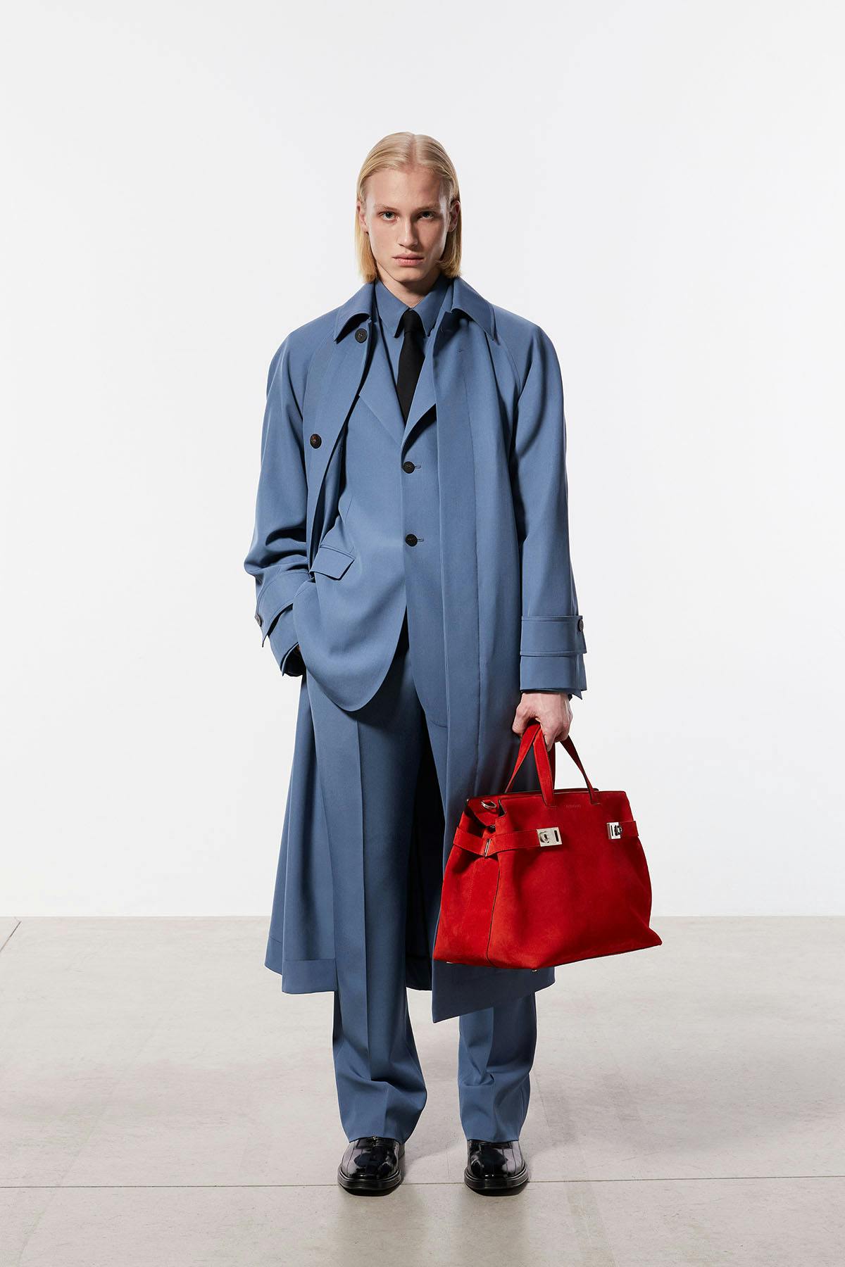 ferragamo-pre-fall-2023-32