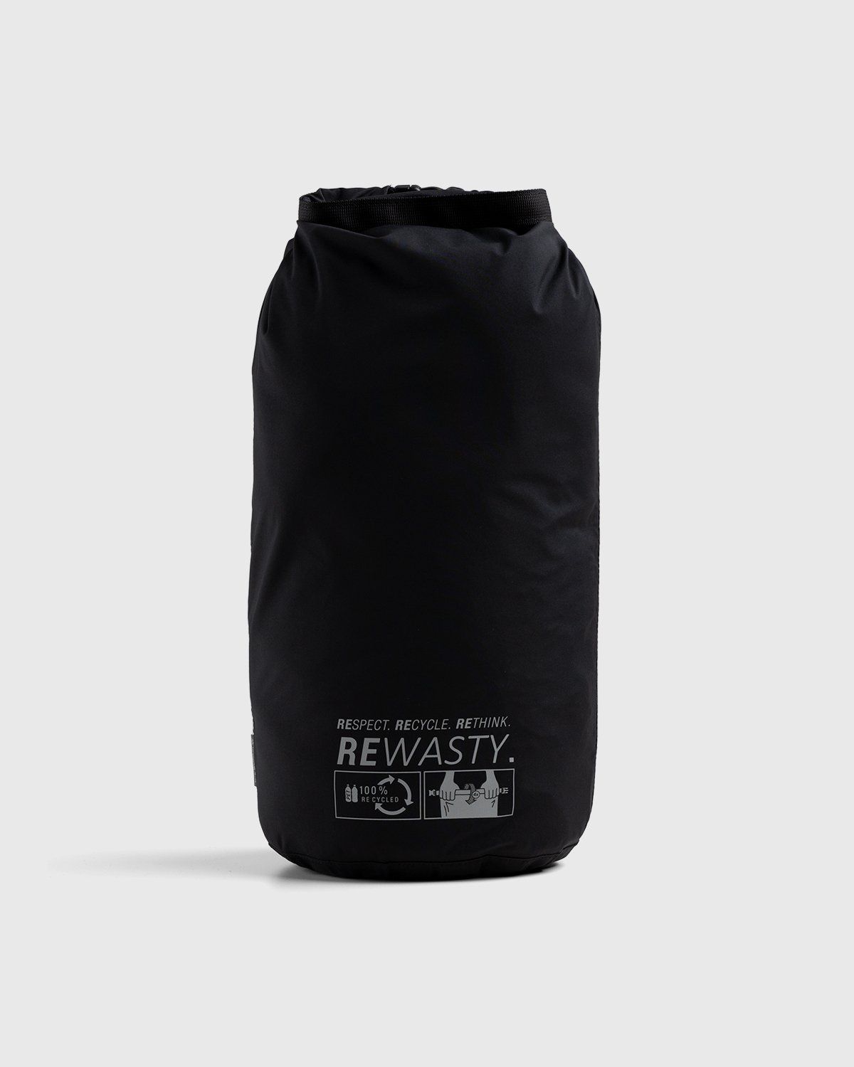 Jack Wolfskin x Highsnobiety – HS Sports Roll Sack Black - Bags - Black - Image 2