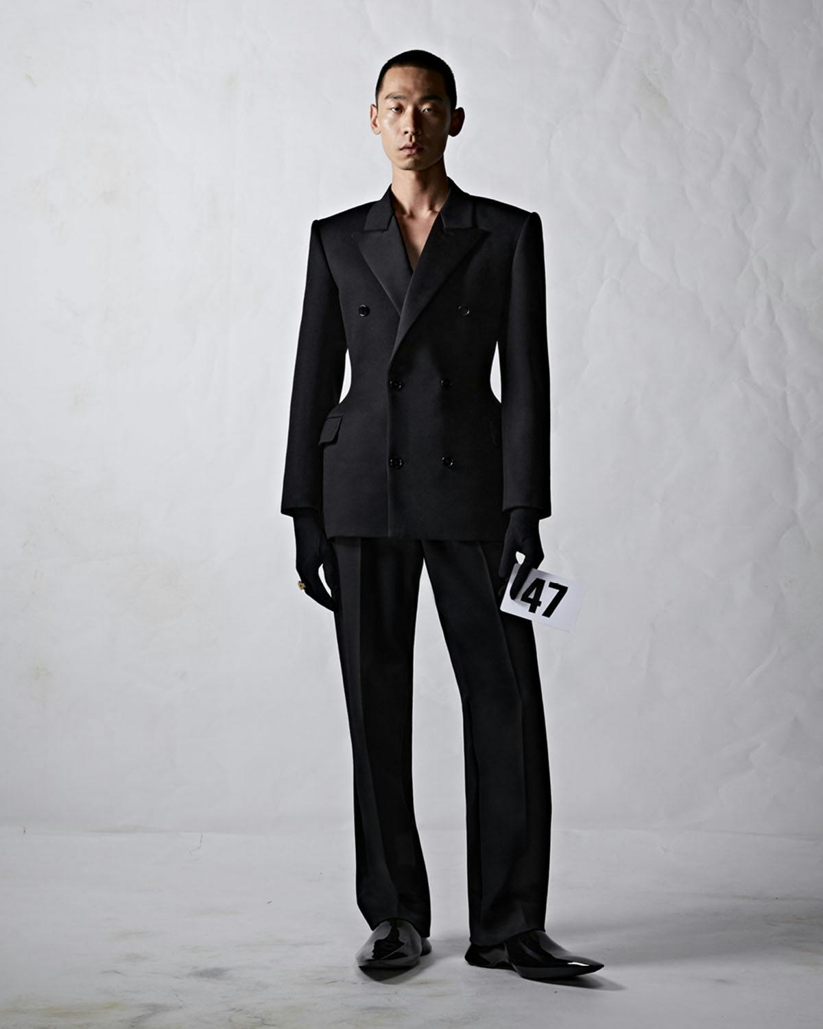 balenciaga-couture-2022-kim-kardashian-47