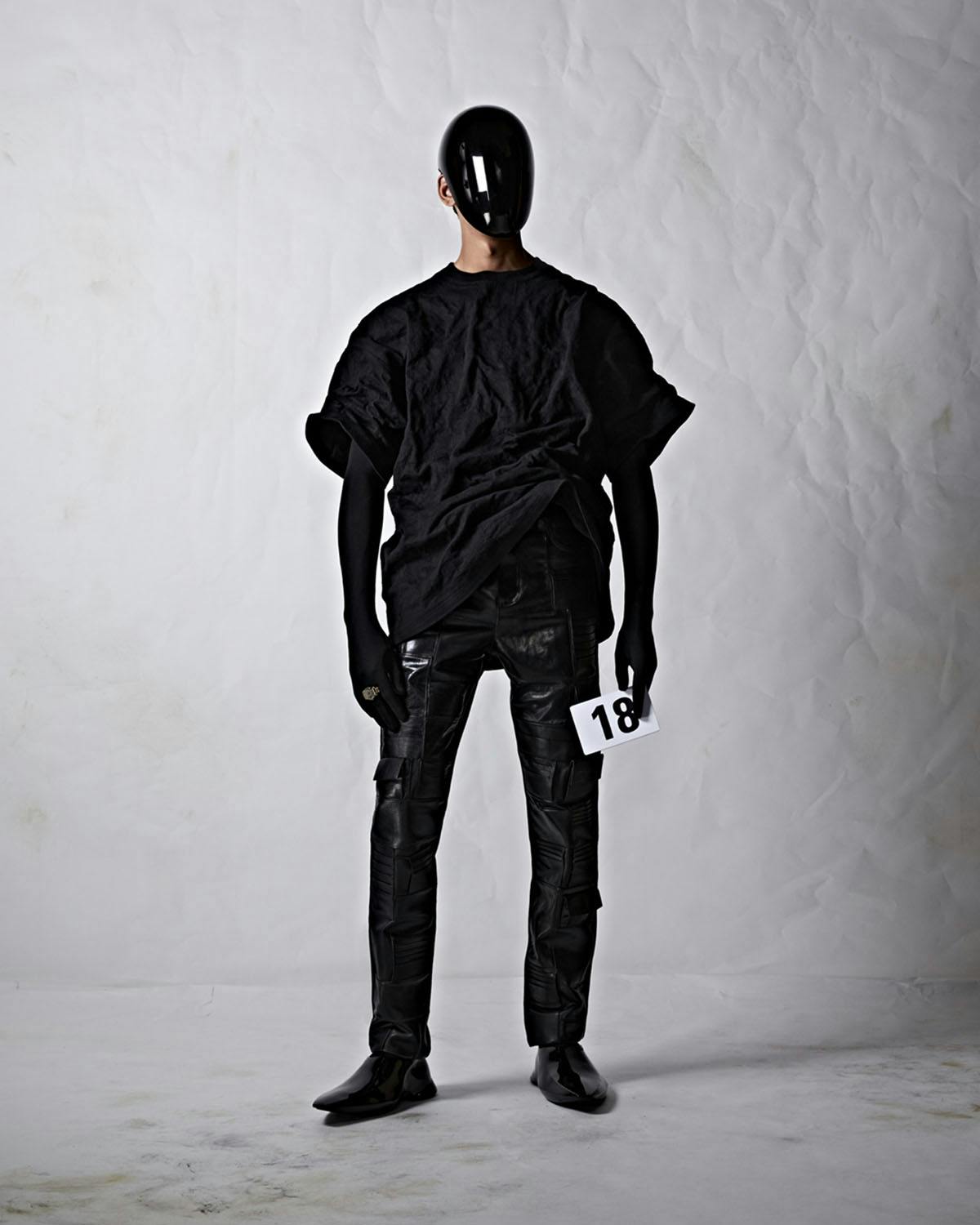 balenciaga-couture-2022-kim-kardashian-18