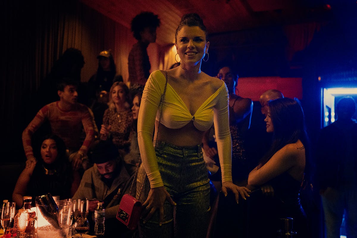 uncut-gems-julia-fox-01