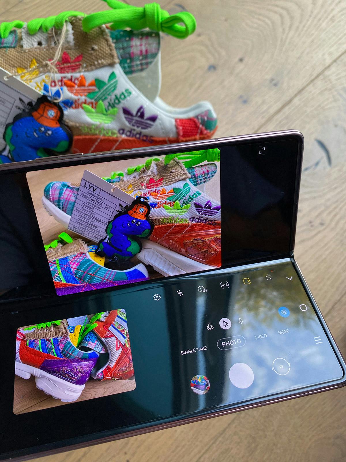 samsung-galaxy-z-fold2-sean-wotherspoon-round2-interview-05