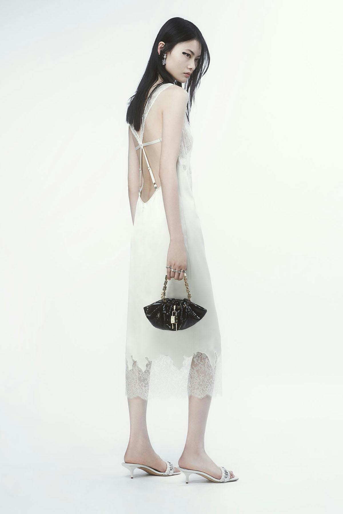givenchy-pre-fall-202202