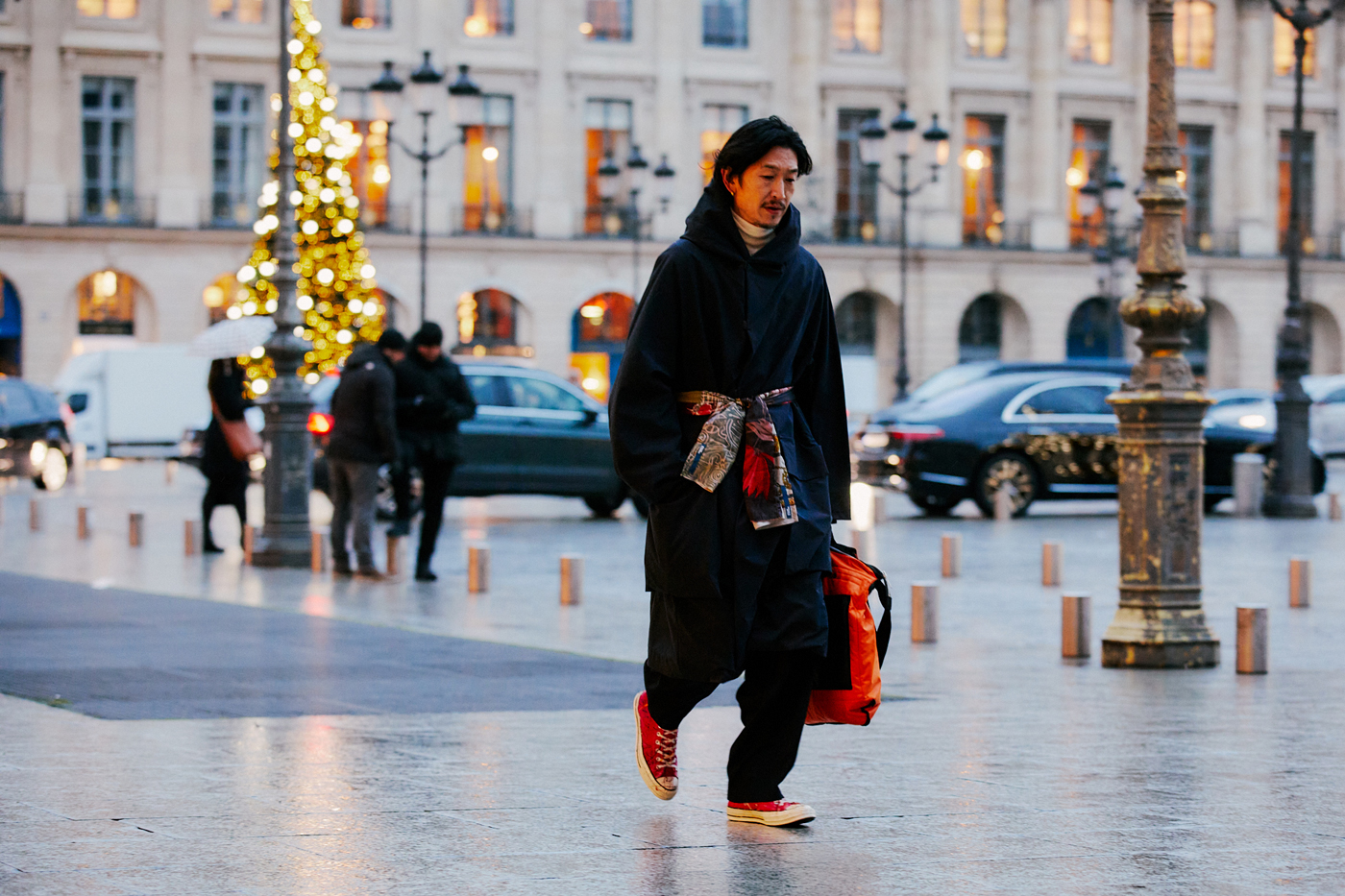 paris-fashion-week-fw23-streetstyle (34)