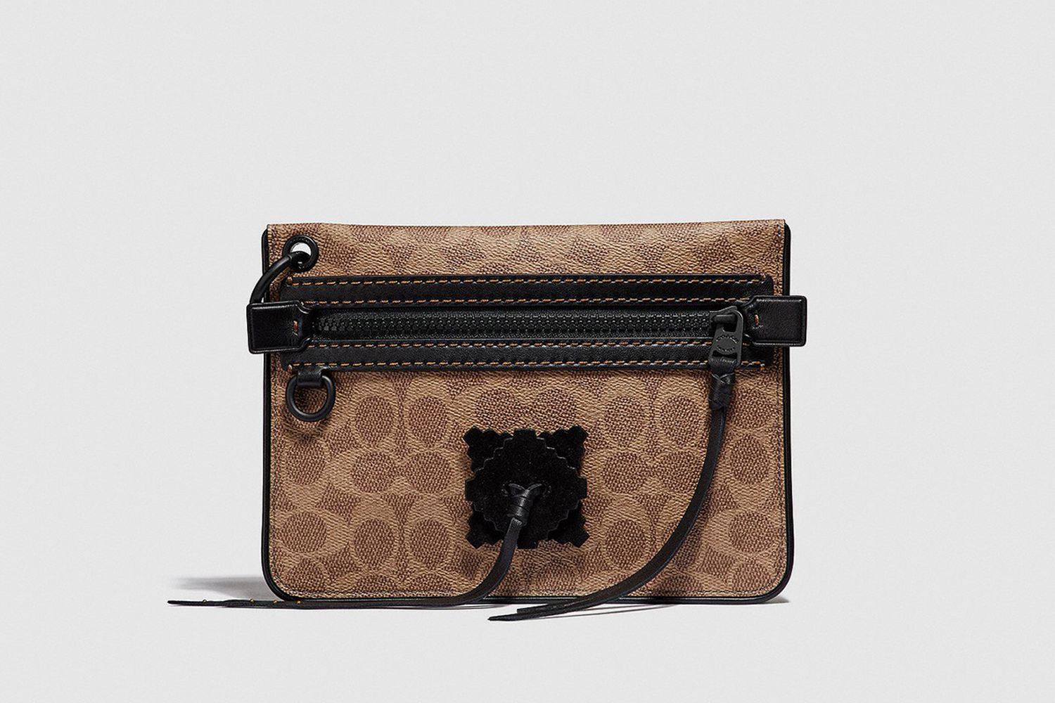 Pouch 22 In Signature Canvas With Whipstitch