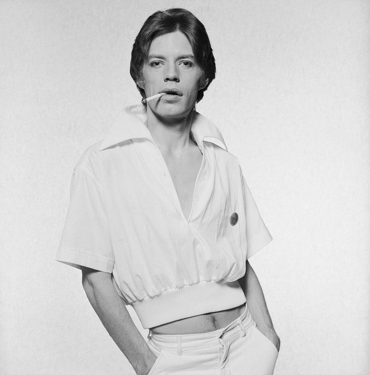 Legendary Photographer Terry O'Neill on His Favorite Celebs to Shoot
