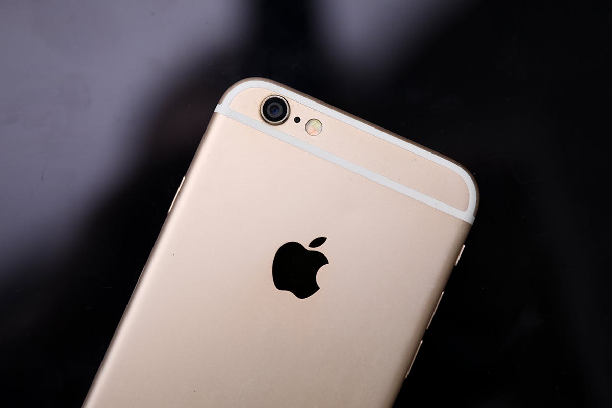Apple S Cheap Iphone Se 2 Might Be Dropping Very Soon
