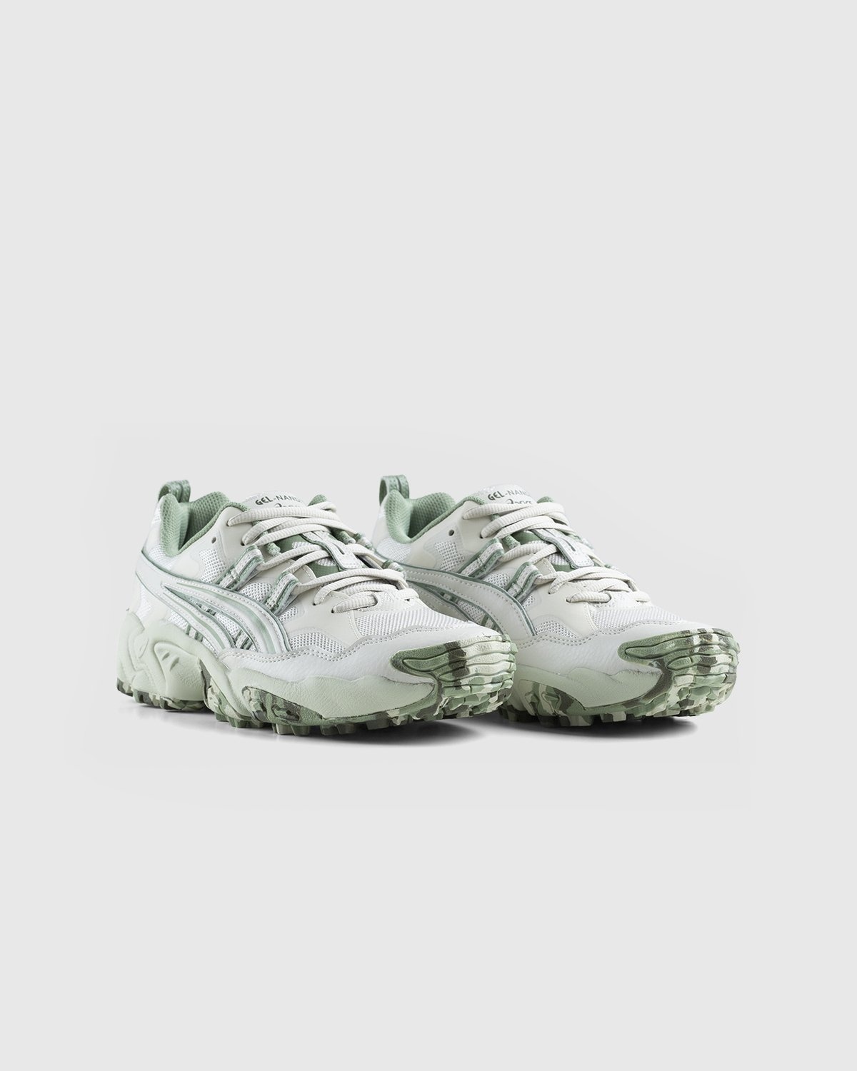asics – Gel Nandi Smoke Grey Swamp Green - Low Top Sneakers - Grey - Image 3
