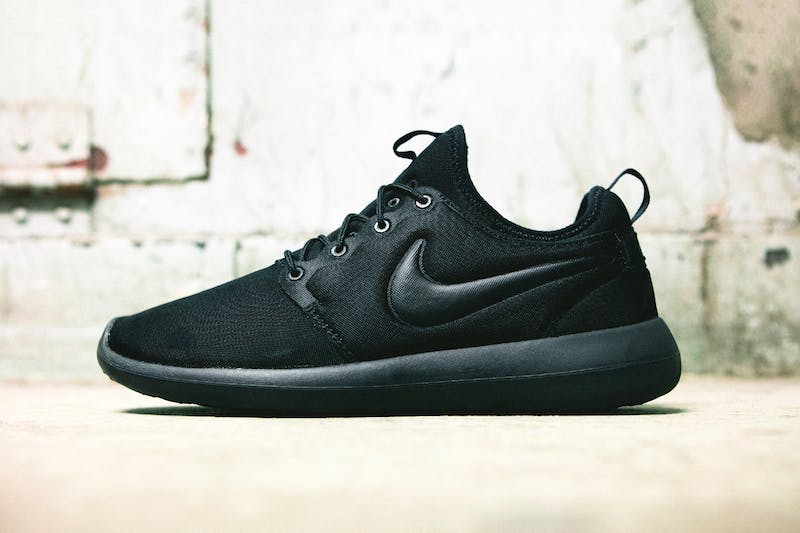 finish line nike roshe kids