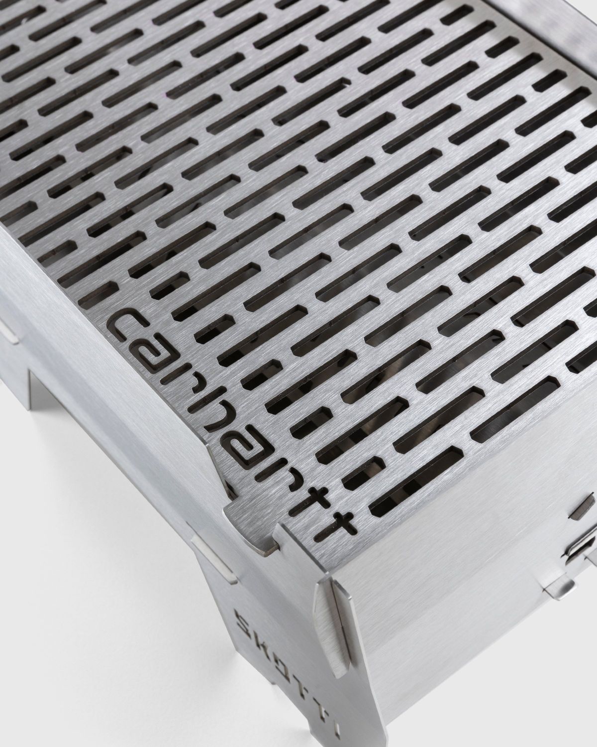 Carhartt WIP – SKOTTI Grill Silver - Lifestyle - Silver - Image 9