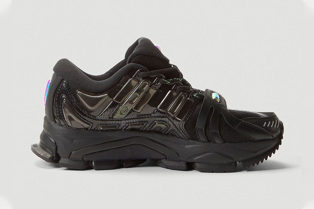 li-ning fw20 footwear collection product shot