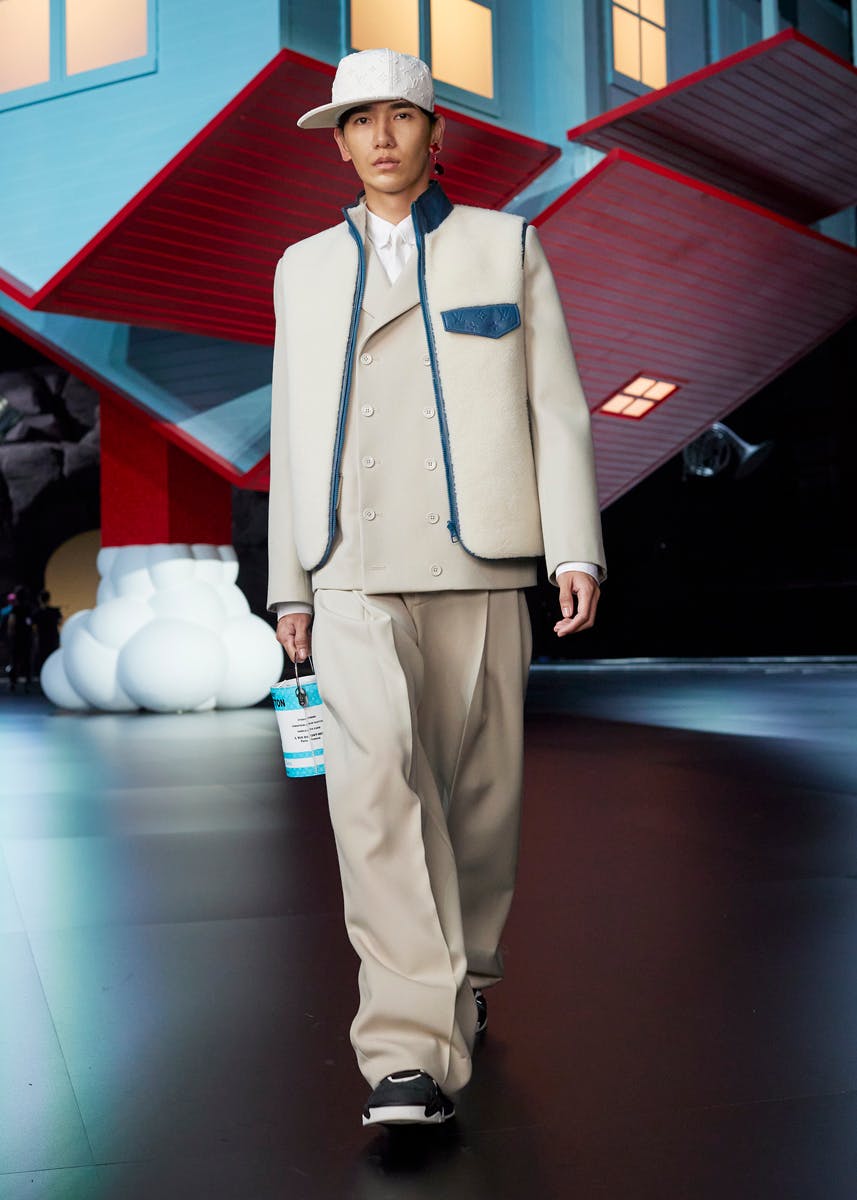louis-vuitton-virgil-abloh-fall-winter-2022-bangkok (78)