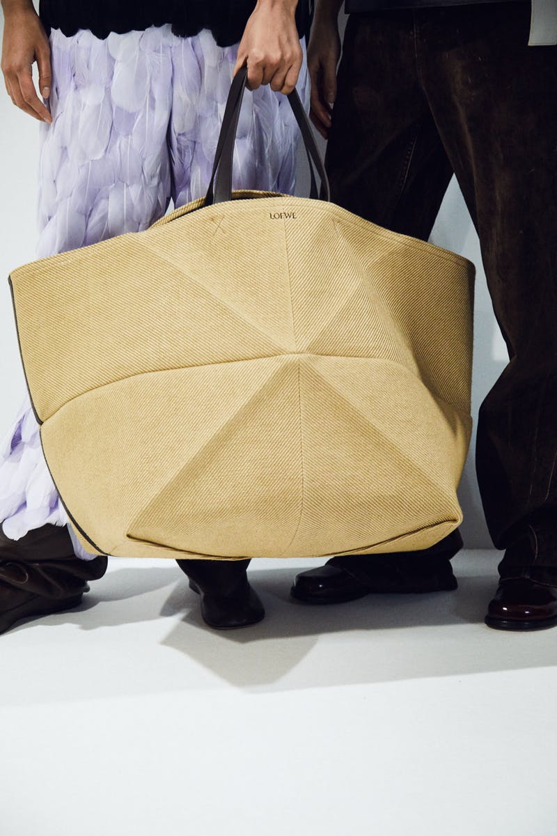 loewe-fall-winter-2023-womens-15