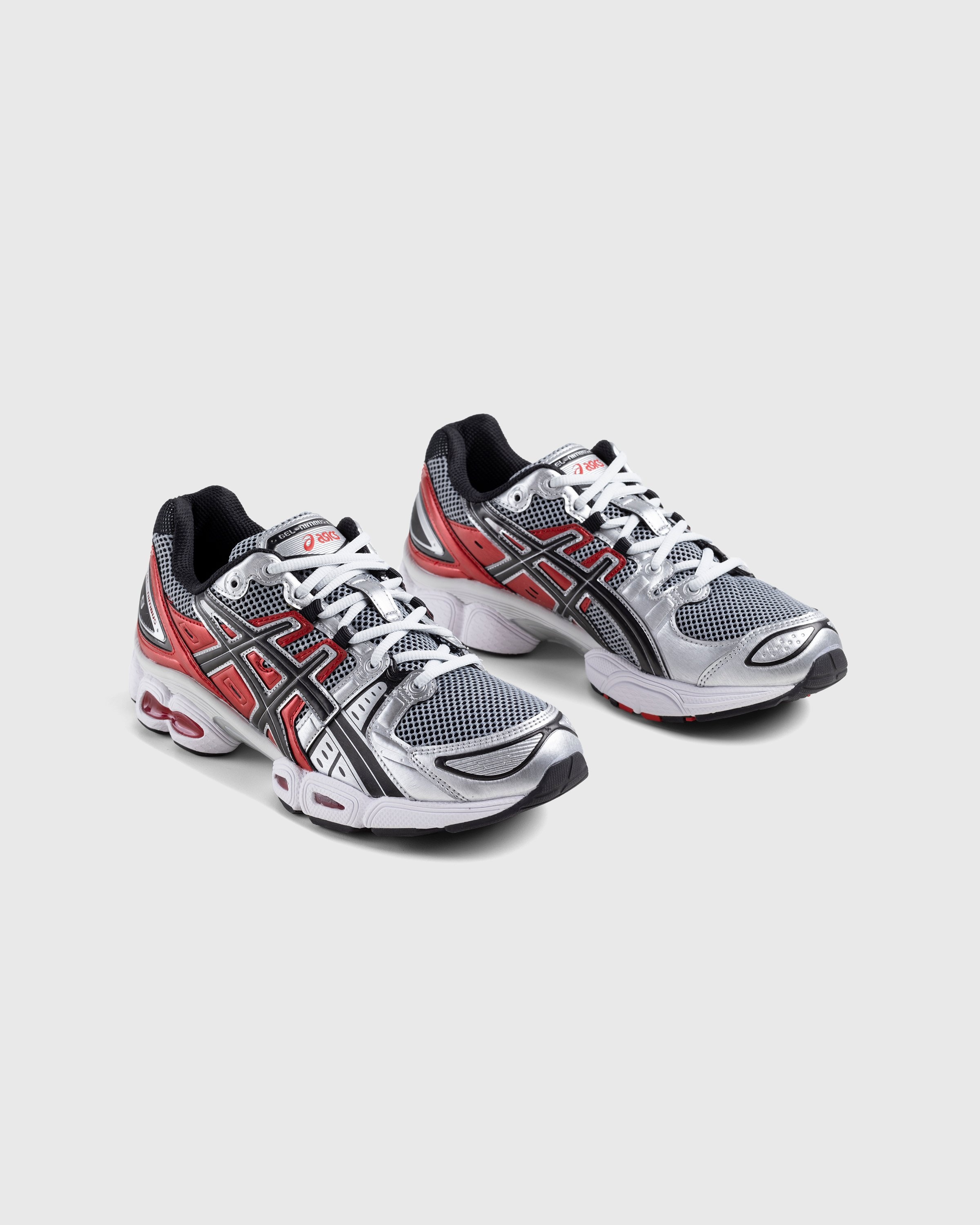 asics – Gel-Nimbus 9 Pure Silver/Classic Red - Sneakers - Red - Image 4