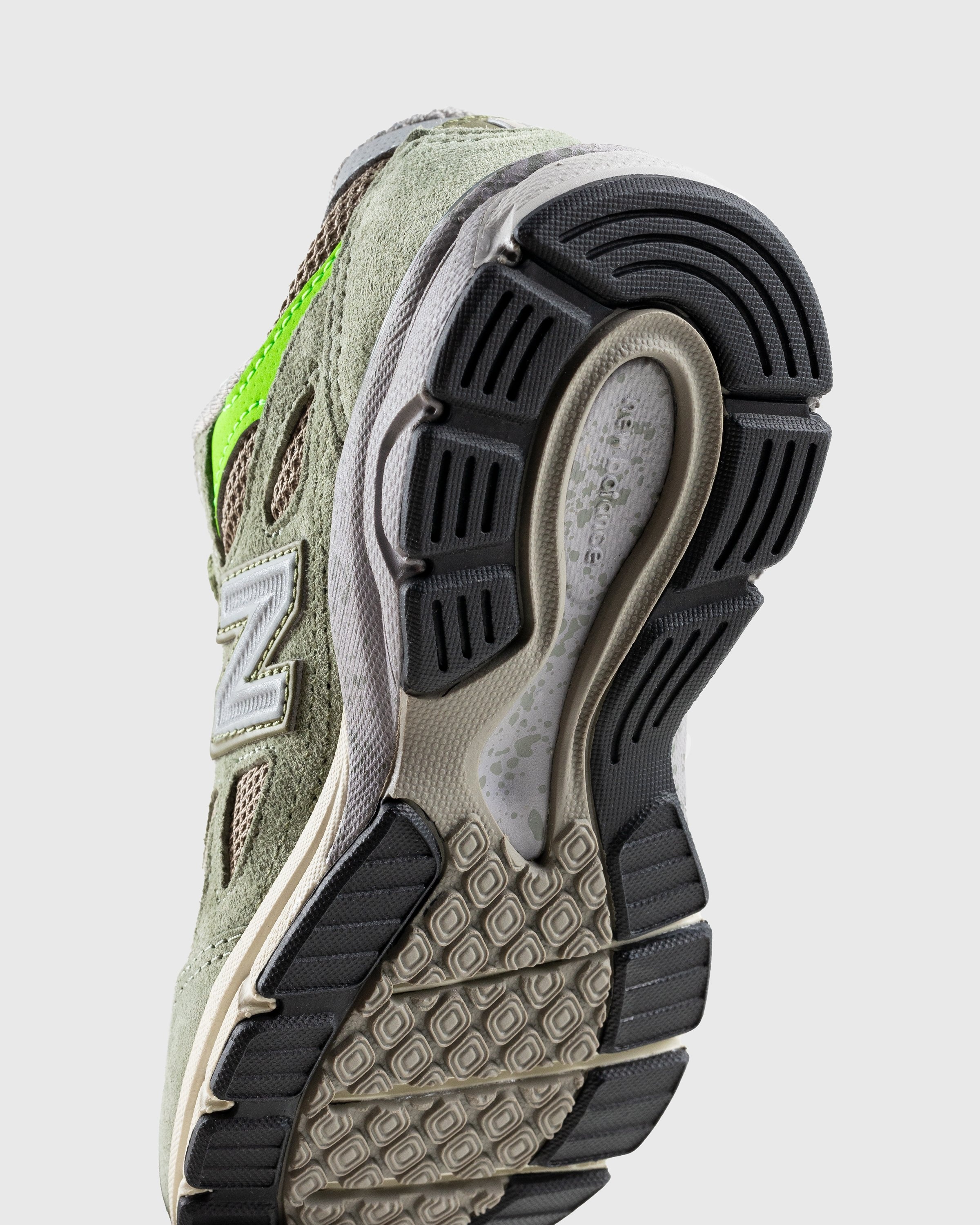 Patta x New Balance Made in USA 990v3 Olive White Pepper