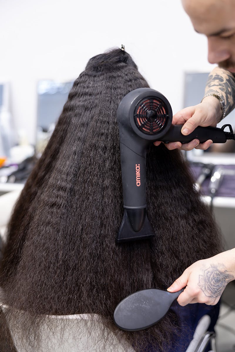 Black-hair-fashion-week-03