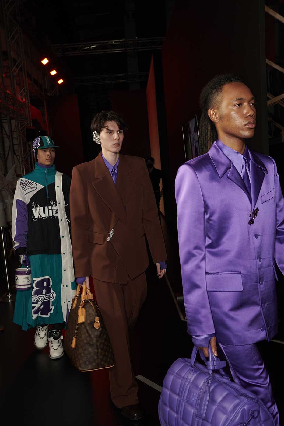 louis-vuitton-virgil-abloh-fall-winter-2022-bangkok (6)