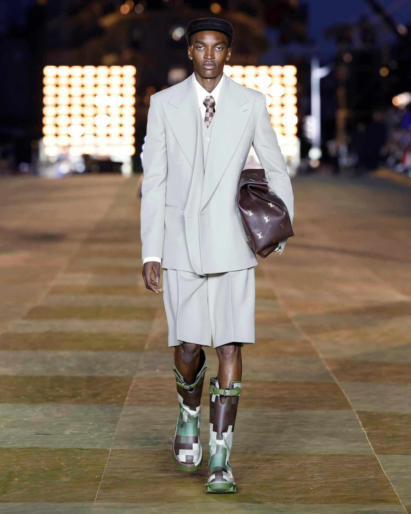 pharrell-louis-vuitton-ss24-runway (2)