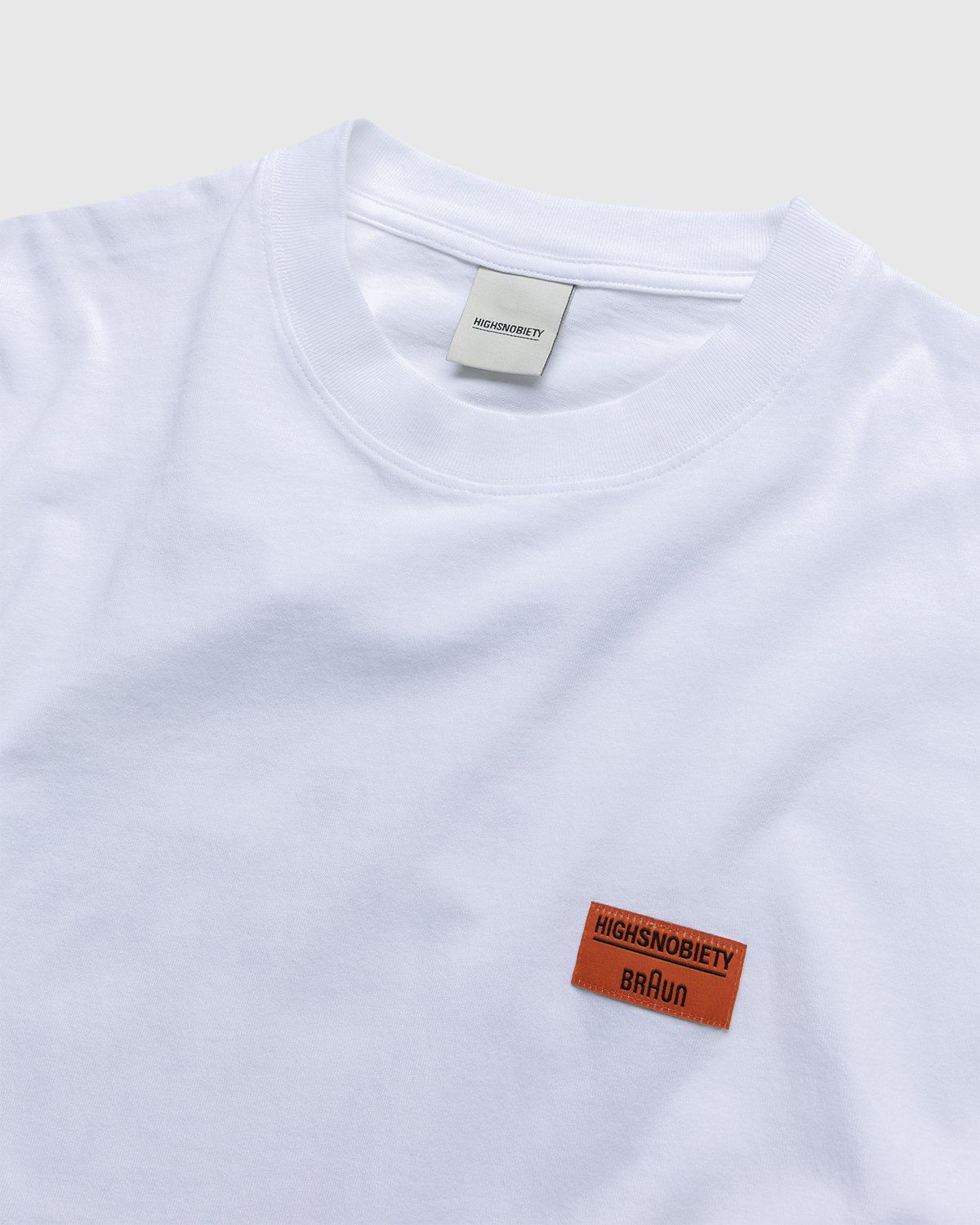 BRAUN x Highsnobiety – Design und Technik T-Shirt White - Tops - White - Image 4