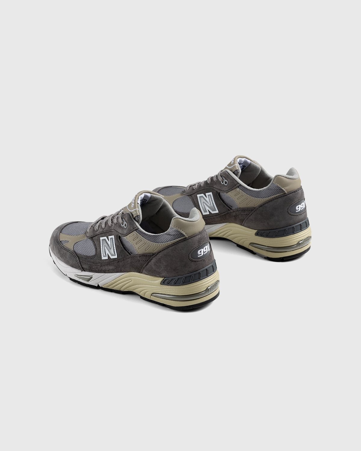New Balance – M991UKF Grey/White - Sneakers - Grey - Image 4