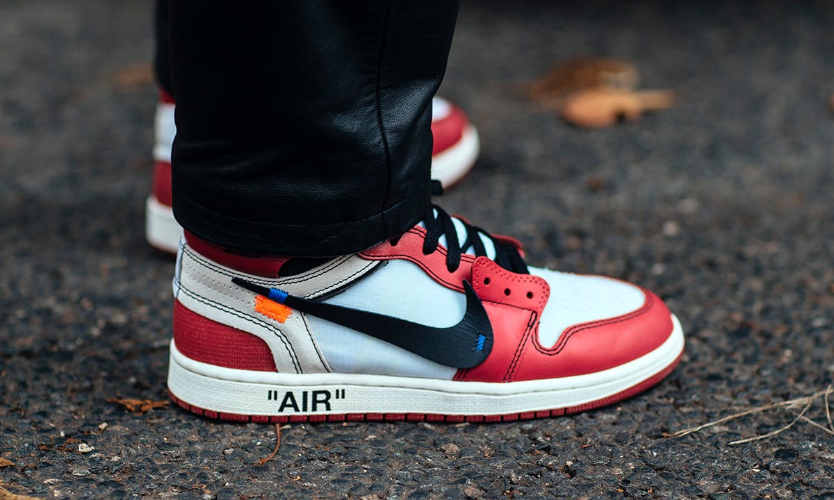 Hula hoop Erudito Camarada US Customs Seizes Fake Nike Sneakers Worth $2.2 Million