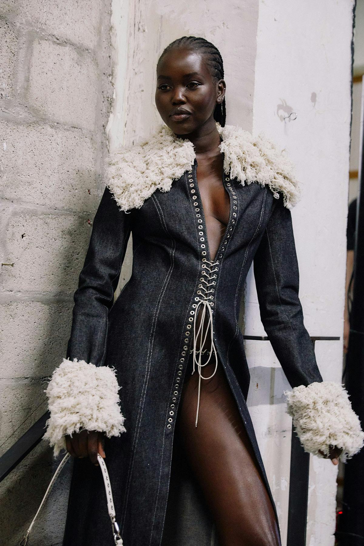 ED_TENT_PARIS_LUDOVIC_DE_SAINT_SERNIN_FW23_JULIEN_TELL_036