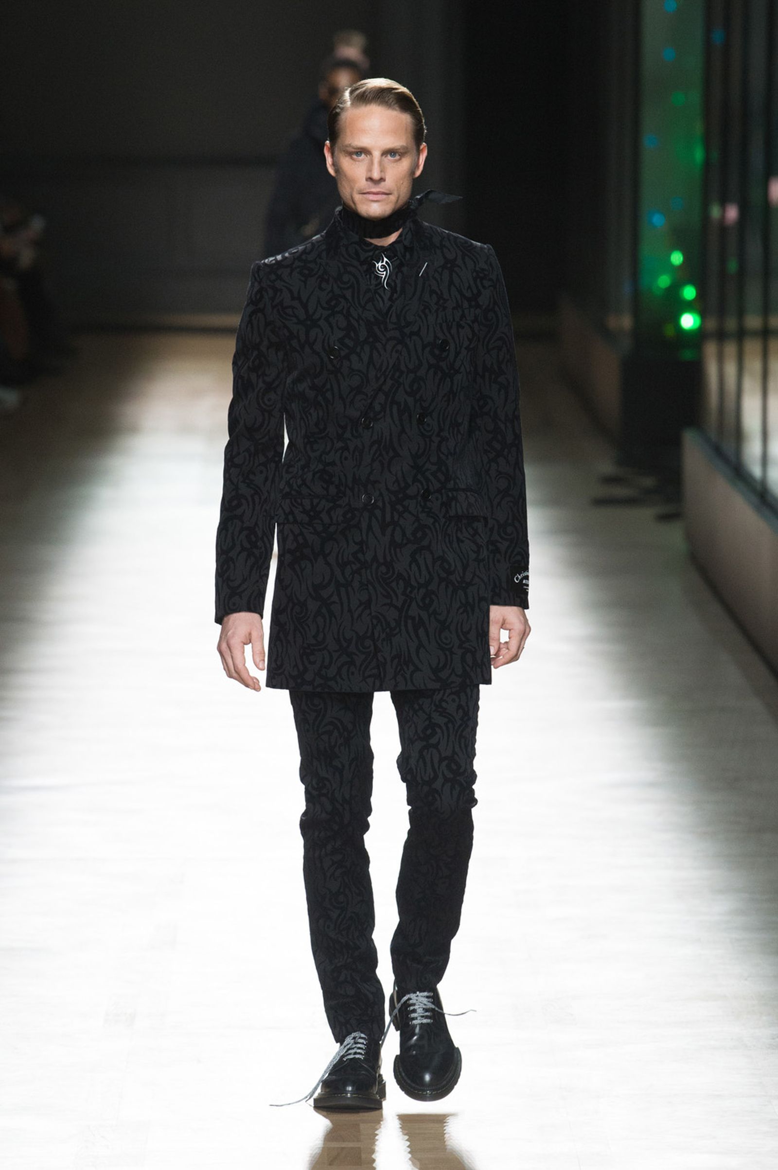 DIOR HOMME WINTER 18 19 BY PATRICE STABLE look43 Fall/WInter 2018 runway