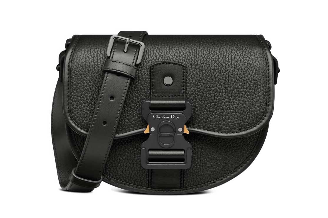 dior-fall-winter-2022-mens-collection-campaign-bags-sneakers-shoes- (3)