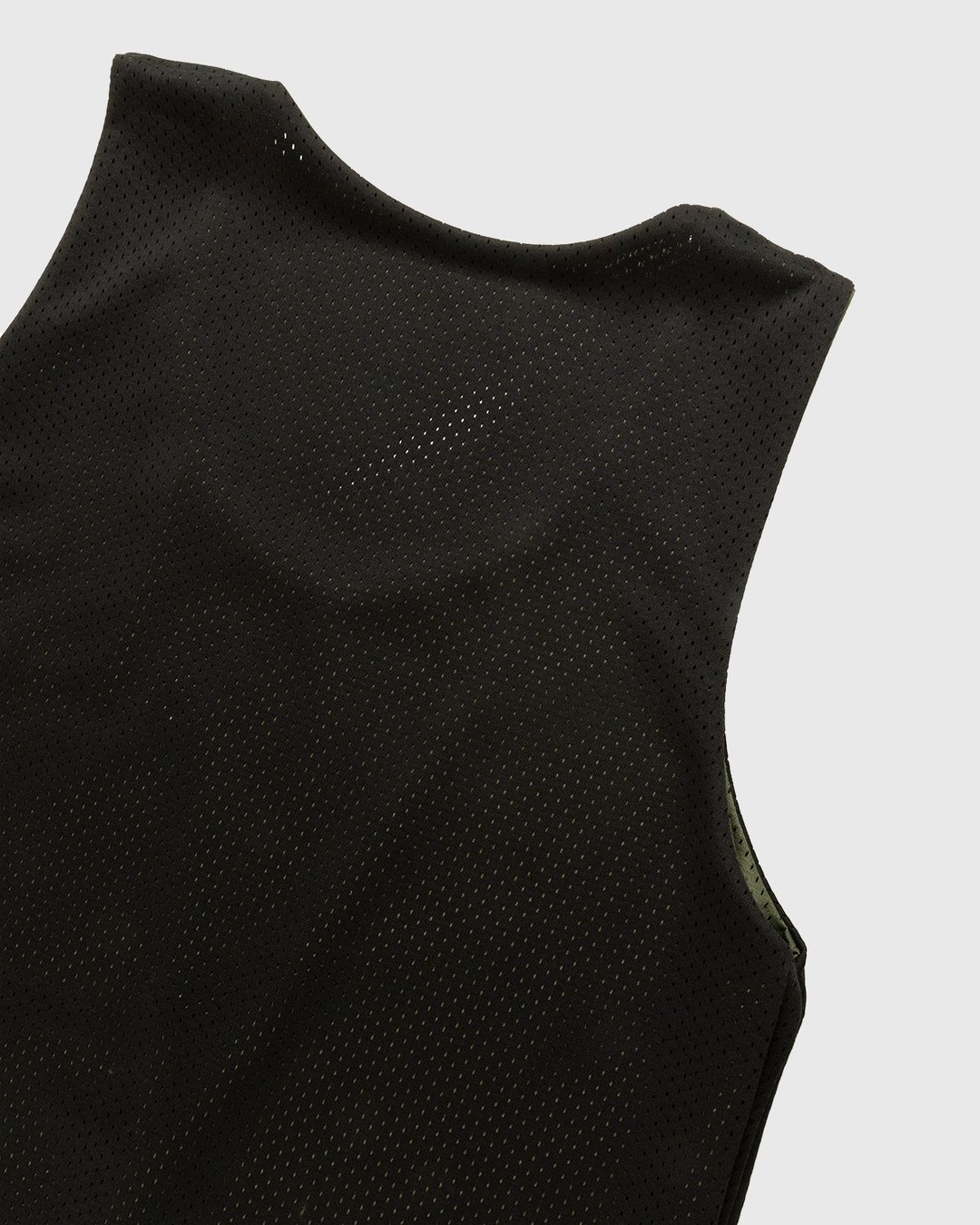 Highsnobiety – HS Sports Reversible Mesh Tank Top Black/Khaki - Tops - Green - Image 5