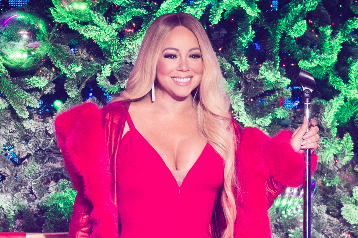 Mariah Carey performs "All I Want For Christmas Is You"
