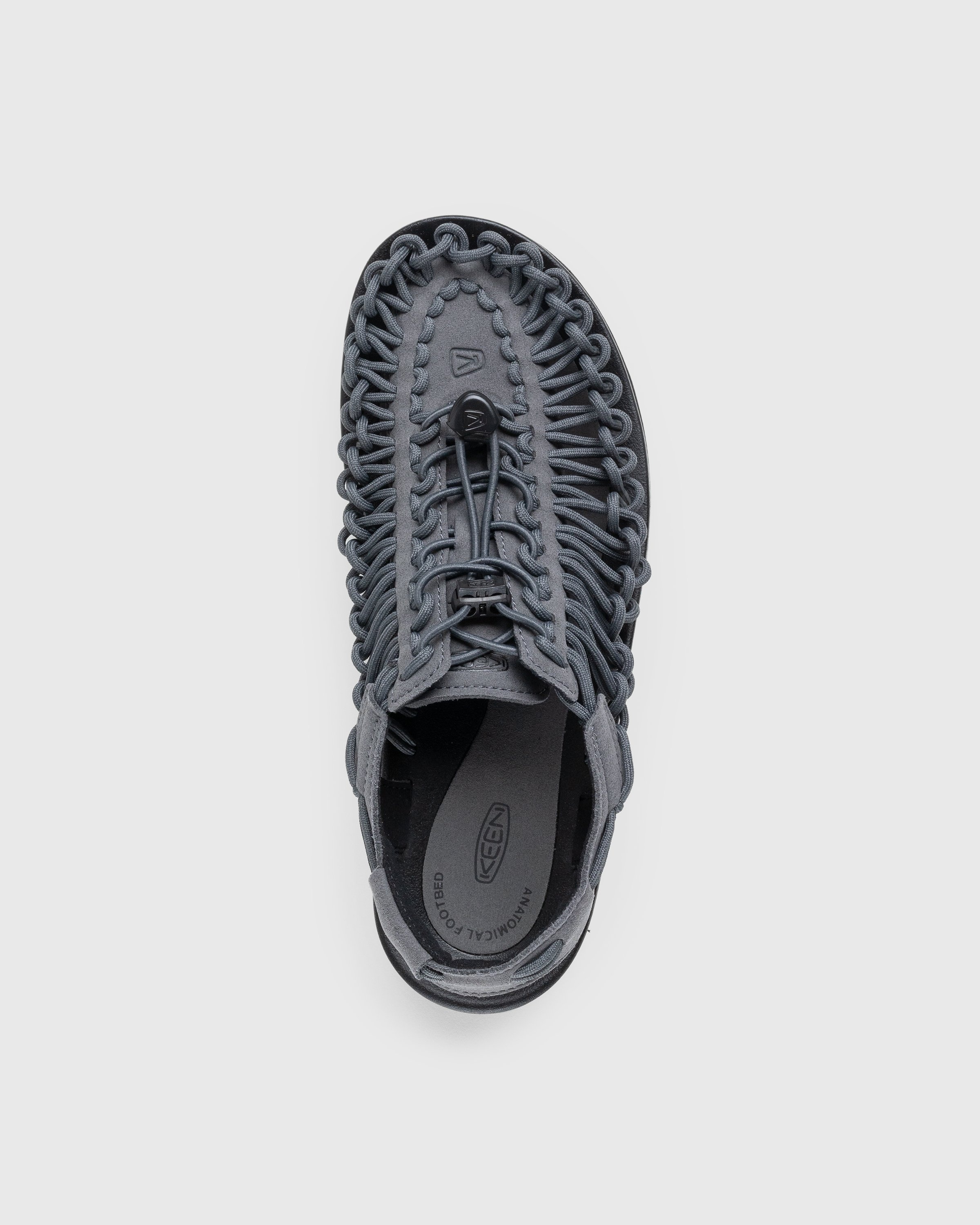 Keen – Uneek Magnet/Black - Sandals - Grey - Image 5
