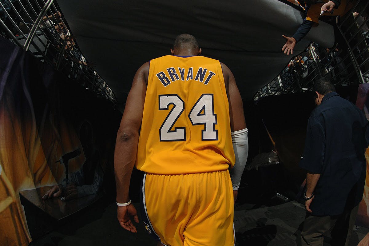 kobe-bryant-memorial-01