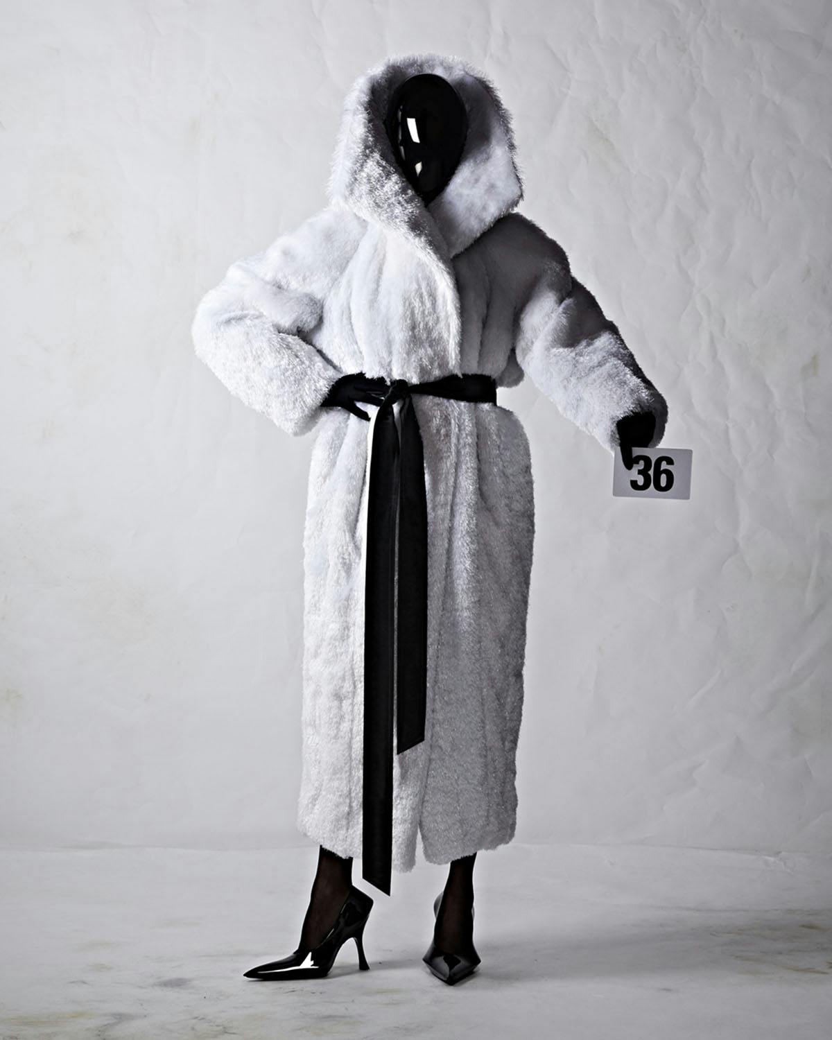 balenciaga-couture-2022-kim-kardashian-36