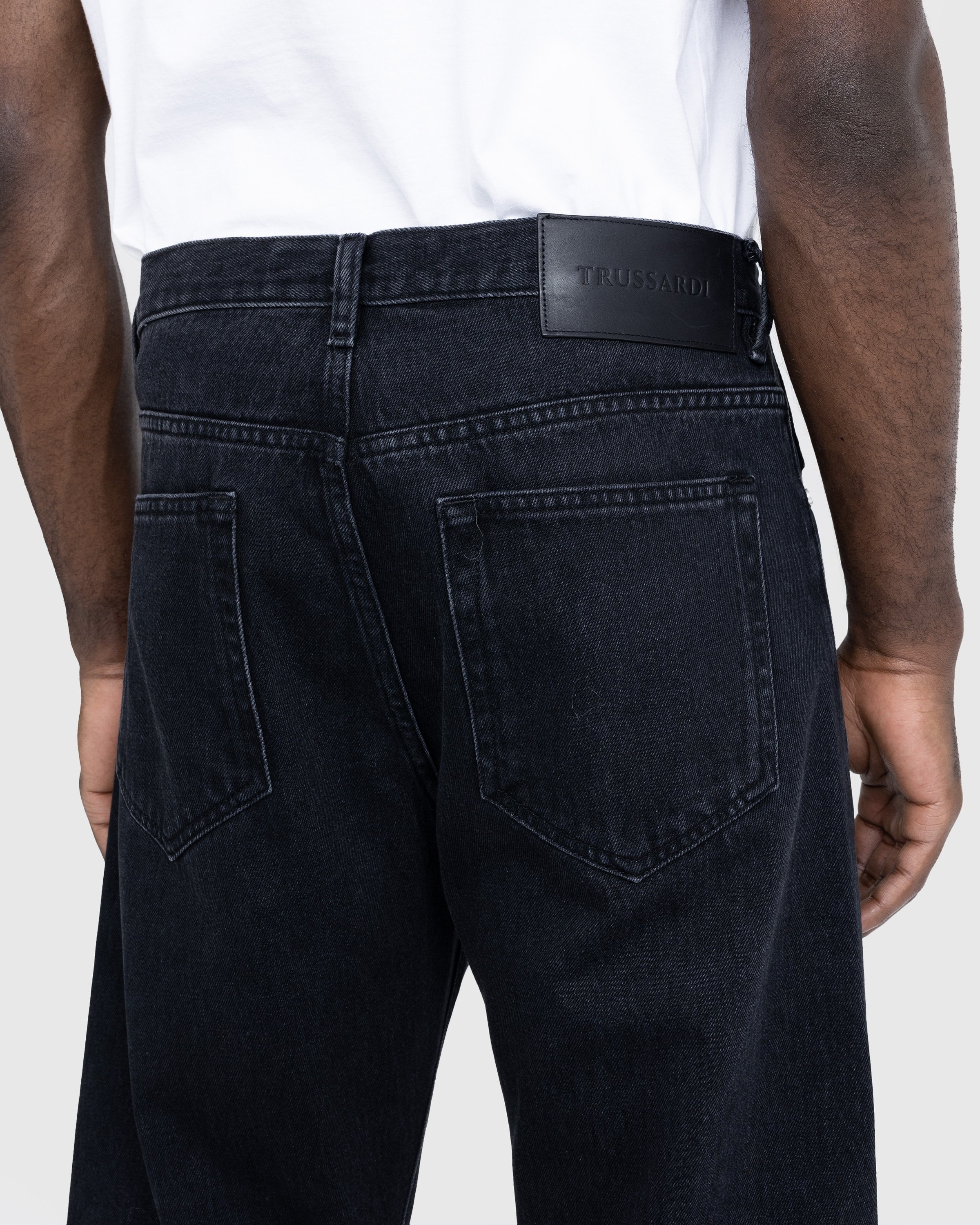 Trussardi Five Pocket Twisted Tapered Jeans Black Rigid