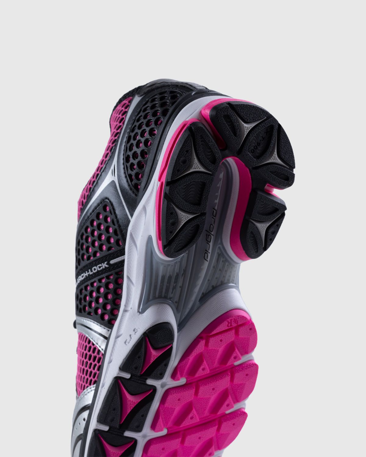 Saucony – ProGrid Triumph 4 Pink/Silver - Sneakers - Multi - Image 6