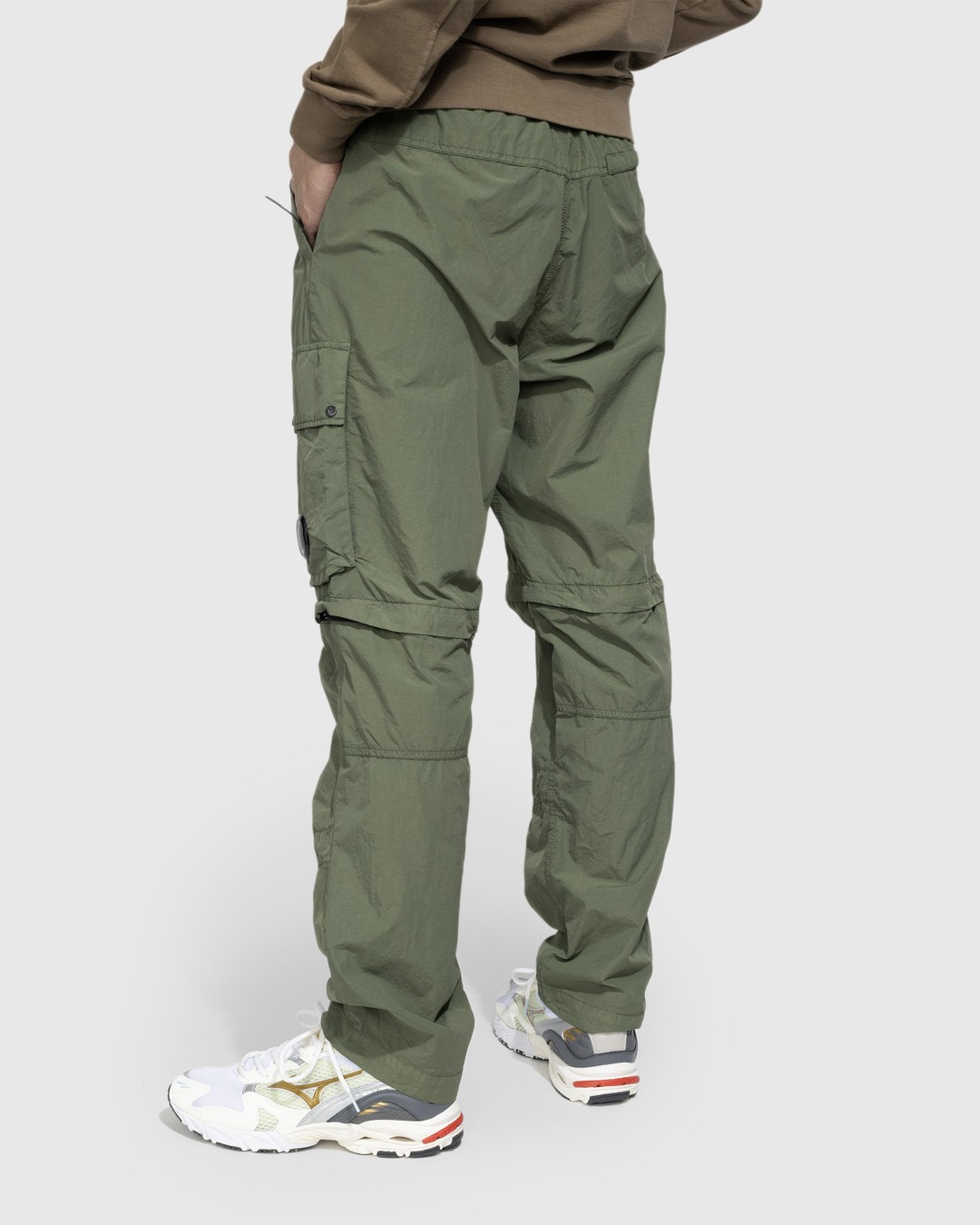 C.P. Company – Flatt Nylon Zipped Cargo Pants Bronze Green