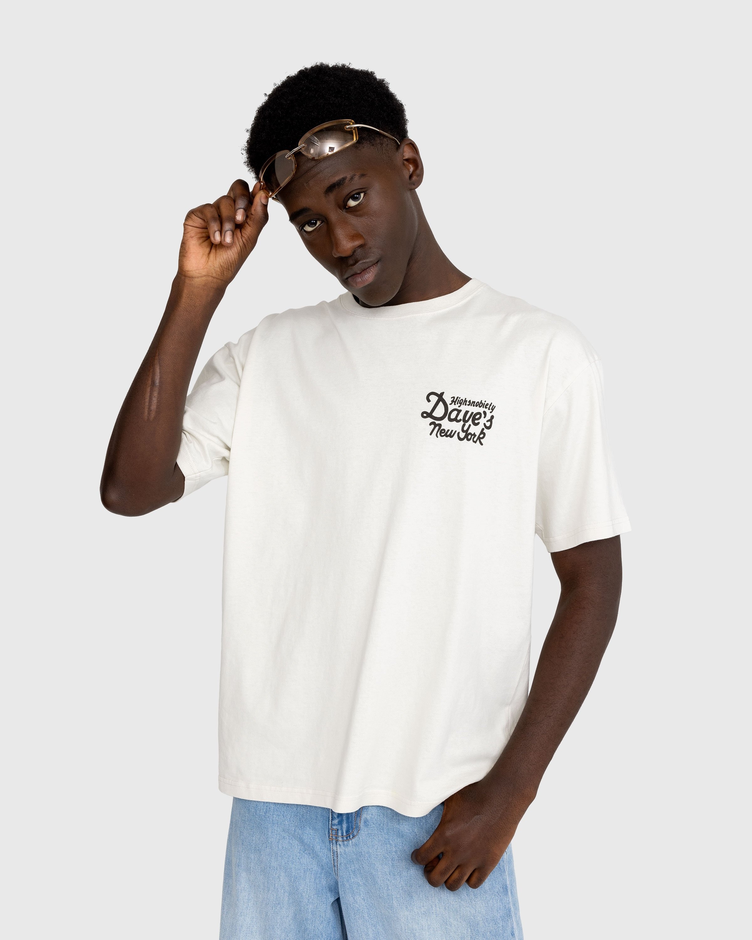 Dave's New York x Highsnobiety – T-Shirt Eggshell - T-shirts - Beige - Image 3