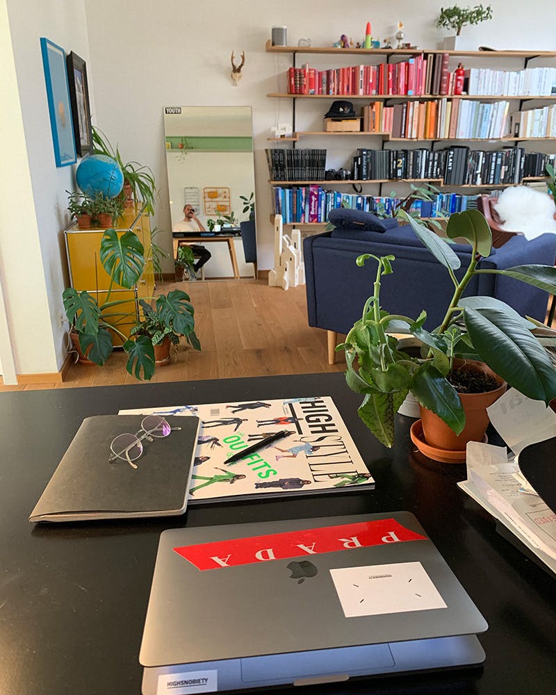 wfh-office-tour-look-inside-home-offices-herbert-04