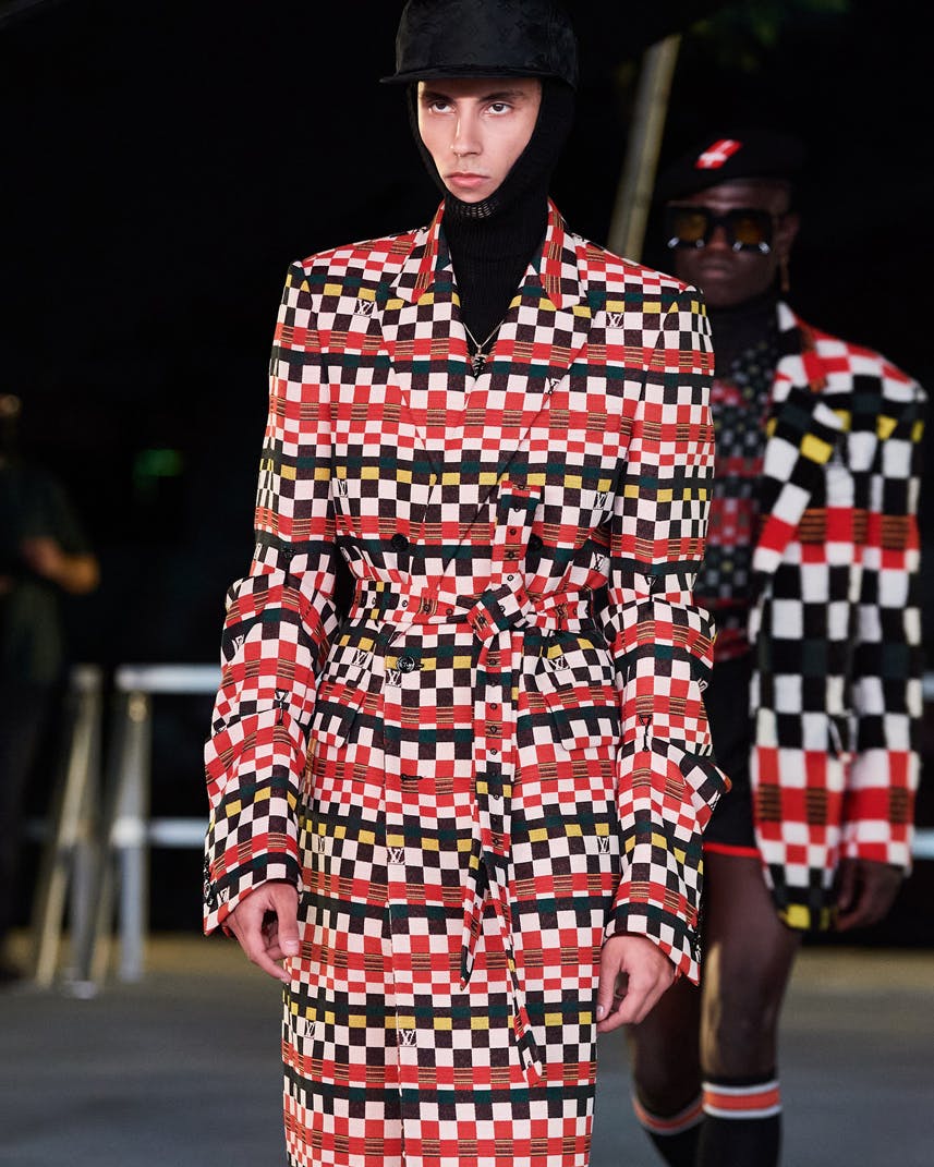 virgil-abloh-louis-vuitton-ss22-collection-details-nike (77)