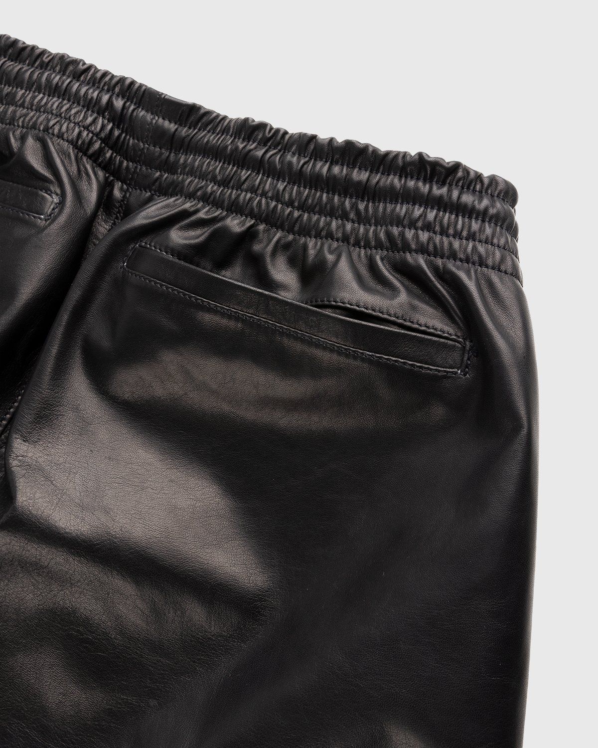 Highsnobiety x Butcherei Lindinger – Shorts Black - Shorts - Black - Image 3