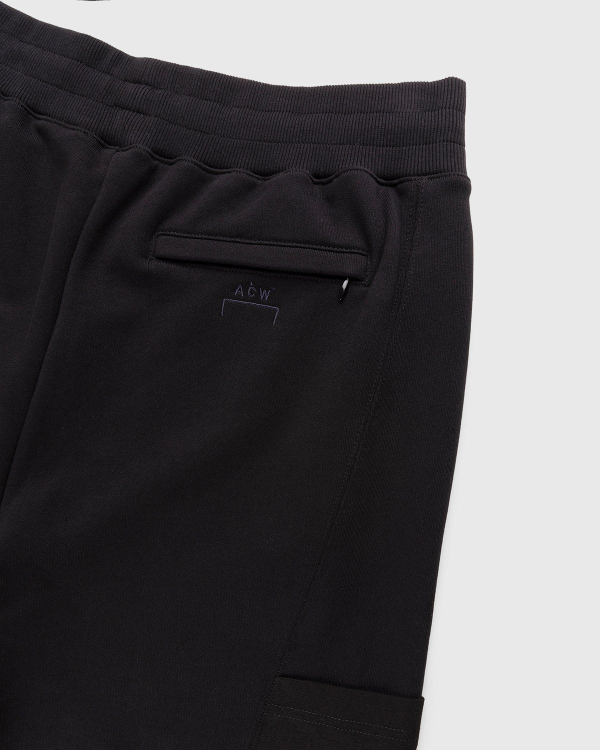 A-Cold-Wall* – Vault Shorts Black - Shorts - Black - Image 3