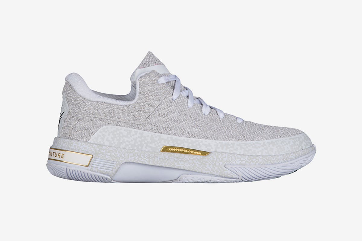 crossover-culture-sneaker-brand-09