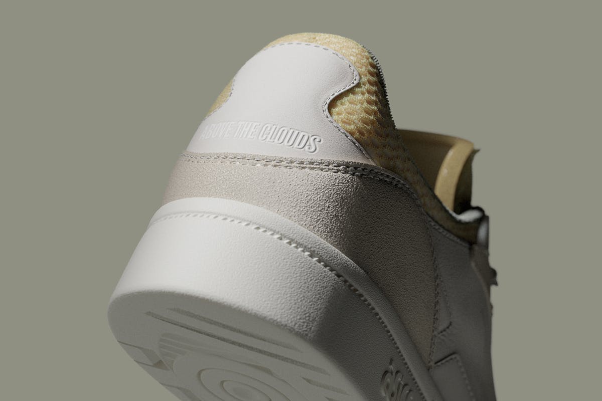 daily-sneaker-roundup-4-29-2021-3-04
