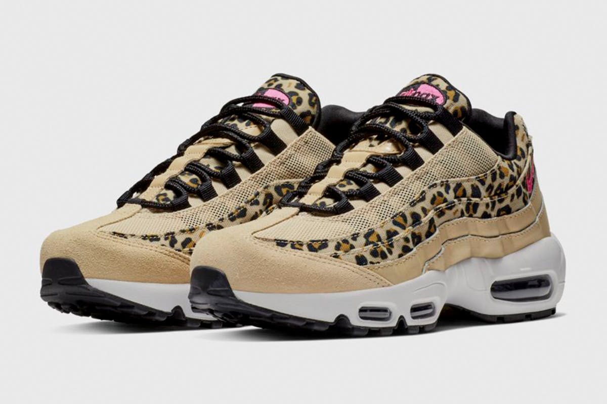 mens nike leopard print shoes