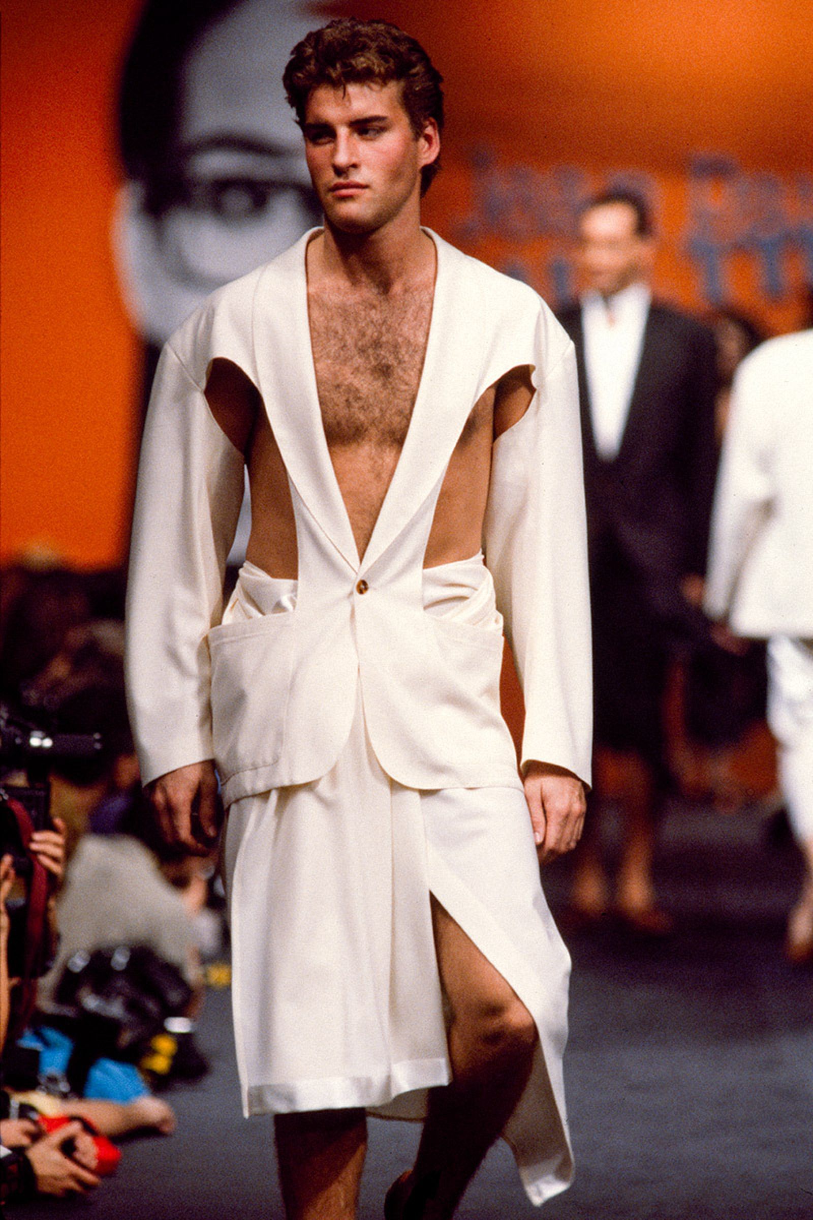 the-12-fashion-shows-that-changed-mens-fashion-jean-paul-gaultier-01