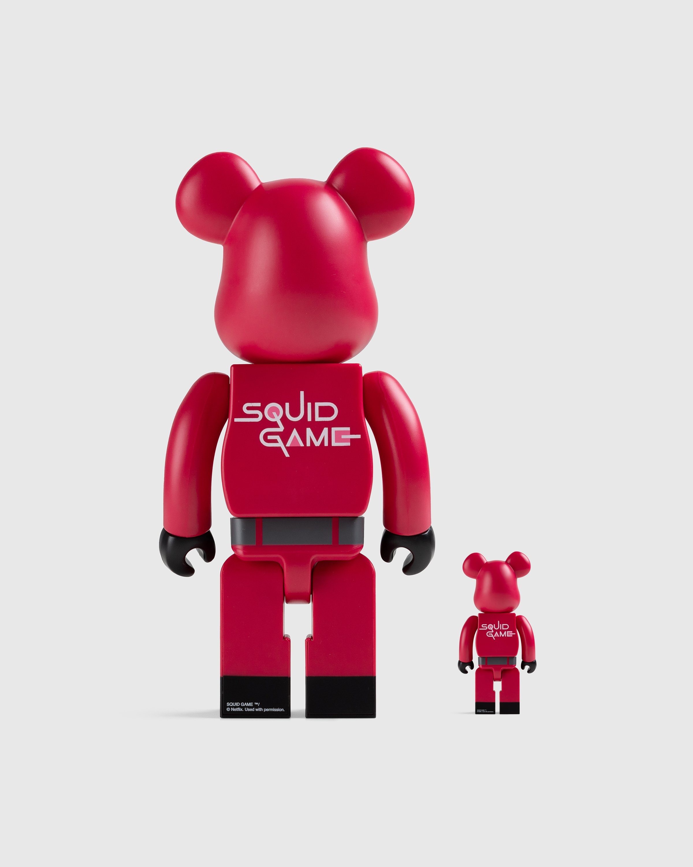 Medicom – Be@rbrick Squid Game Guard △ 100% & 400% Set Multi - Art & Collectibles - Multi - Image 2